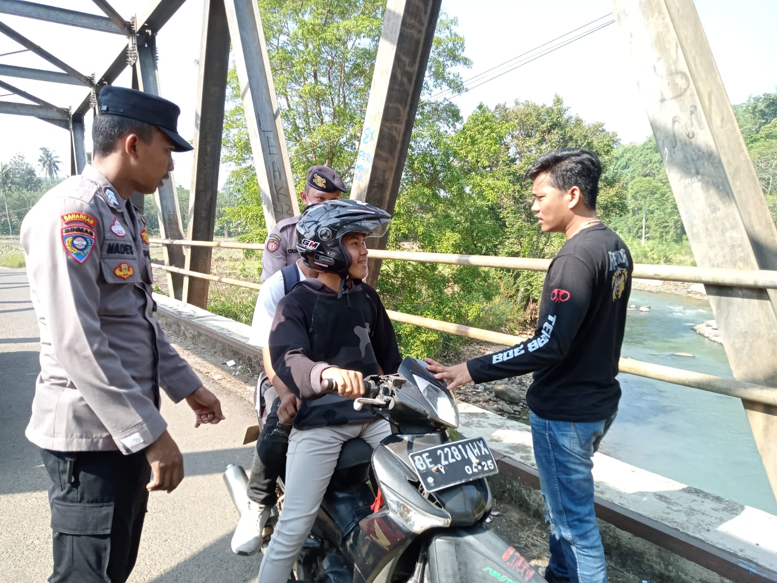 Patroli KRYD, Polsek Banjit Sasar Daerah Rawan Kamtibmas di Kampung Rebang Tinggi