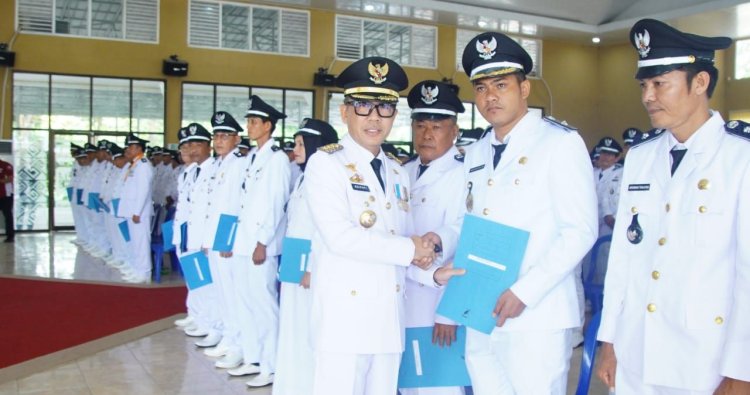 Bupati Way Kanan Kukuhkan Penyesuaian Masa Jabatan Kakam