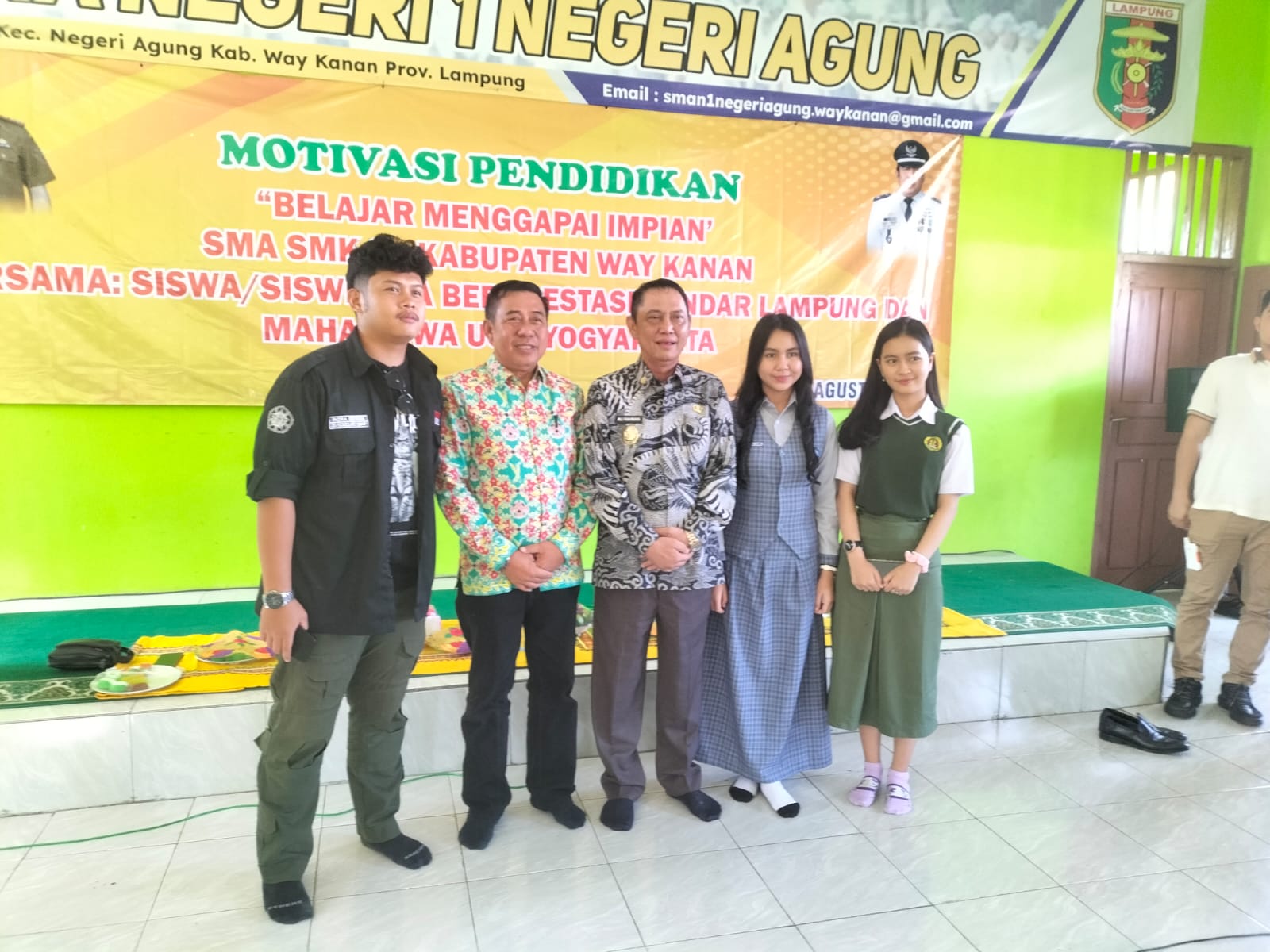 Wabup Ali Rahman Buka Giat Motivasi Pendidikan Bagi Pelajar Di Kecamatan Negeri Agung