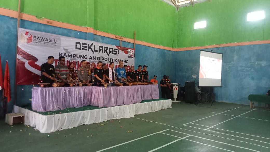 Bawaslu Way Kanan Gelar Deklarasi Kampung Anti Politik Uang